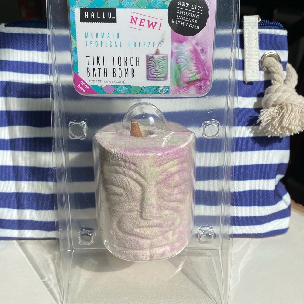 🔥5/$25🔥Hallu Tiki Torch Smoking Incense Bath Bomb - Mermaid Tropical Breeze